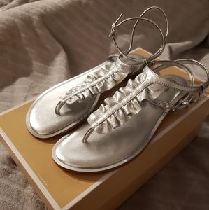NEW MICHAEL KORS SANDALS